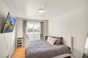 1809 Maplewood Ct, Lindenhurst, IL 60046 - Photo 11