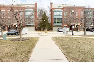 162 Festival Ct, Elgin, IL 60120 - Photo 13