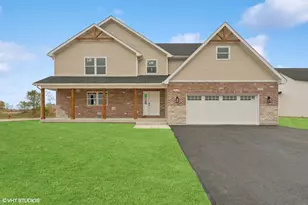 30738 Prairie Dr, Wilmington, IL 60481 - Photo 1