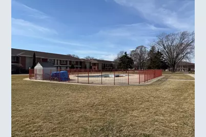 1105 Holiday Lane #20, Des Plaines, IL 60016 - Photo 21