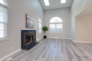 384 Bentley Pl, Buffalo Grove, IL 60089 - Photo 9