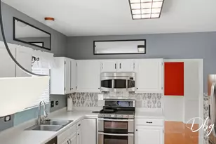 275 N Cambridge Ct, Grayslake, IL 60030 - Photo 33