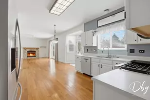 275 N Cambridge Ct, Grayslake, IL 60030 - Photo 31