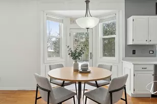 275 N Cambridge Ct, Grayslake, IL 60030 - Photo 37