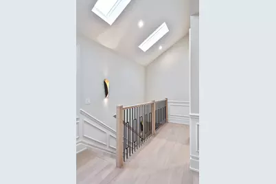 3723 N Oakley Avenue, Chicago, IL 60618 - Photo 37