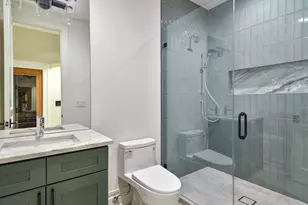 3723 N Oakley Ave, Chicago, IL 60618 - Photo 45