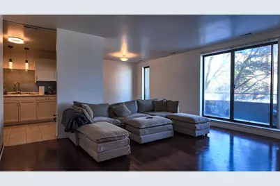 5 E Carriageway Drive #201, Hazel Crest, IL 60429 - Photo 5