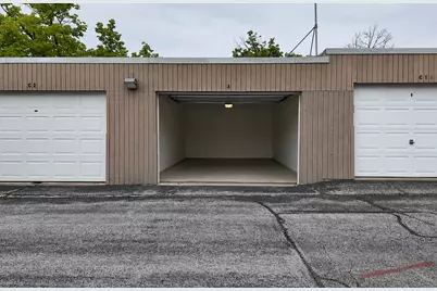 5 E Carriageway Drive #201, Hazel Crest, IL 60429 - Photo 27