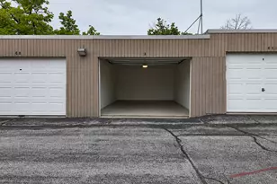 5 E Carriageway Dr, Hazel Crest, IL 60429 - Photo 27