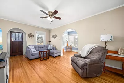 10 N Adams Street, North Aurora, IL 60542 - Photo 7