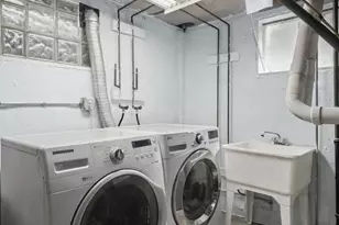 513 Edens Ln, Northfield, IL 60093 - Photo 17