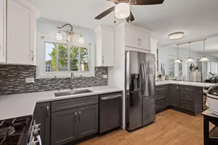 513 Edens Ln, Northfield, IL 60093 - Photo 7