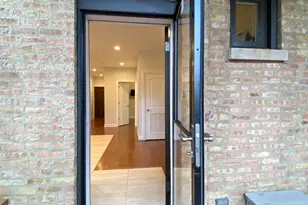 1111 N Ashland Ave, Chicago, IL 60622 - Photo 15