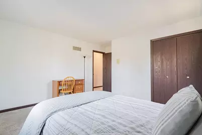 1512 E Fairlawn Drive, Urbana, IL 61802 - Photo 17
