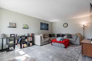 1512 E Fairlawn Dr, Urbana, IL 61802 - Photo 5