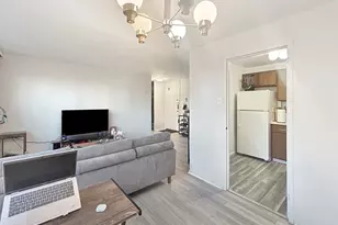 [Address not provided], Chicago, IL 60613 - Photo 9