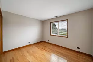 6N777 Palomino Dr, Saint Charles, IL 60175 - Photo 15