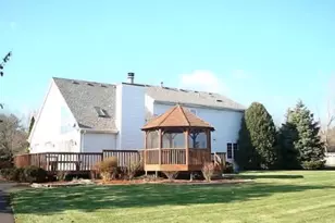 [Address not provided], Saint Charles, IL 60175 - Photo 19