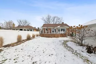 1908 Sunnyside Ave, Westchester, IL 60154 - Photo 23