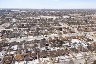 1908 Sunnyside Ave, Westchester, IL 60154 - Photo 31