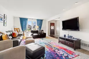 9216 170th St, Orland Hills, IL 60487 - Photo 9