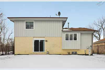 16627 Carse Avenue, Harvey, IL 60426 - Photo 5