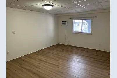 1231 N Galena Avenue #200, Dixon, IL 61021 - Photo 3