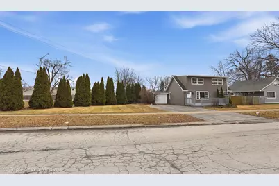 5831 W 81st Place, Burbank, IL 60459 - Photo 5