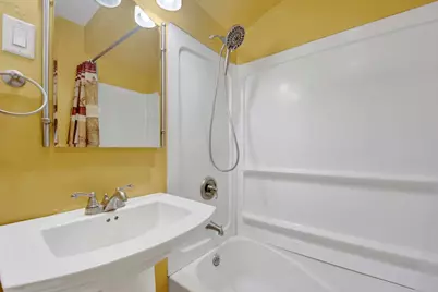 9304 S Utica Avenue, Evergreen Park, IL 60805 - Photo 13