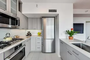 1720 Maple Ave, Evanston, IL 60201 - Photo 11