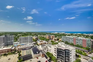 1720 Maple Ave, Evanston, IL 60201 - Photo 29