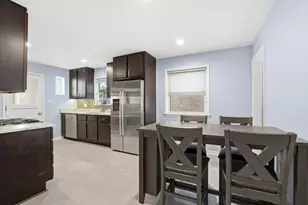 5533 N Menard Ave, Chicago, IL 60630 - Photo 11