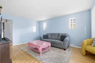 5533 N Menard Ave, Chicago, IL 60630 - Photo 3