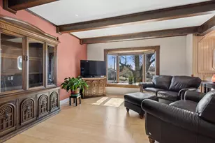 906 E Streamwood Blvd, Streamwood, IL 60107 - Photo 11