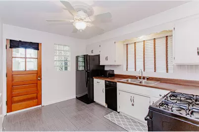 6159 N Moody Avenue, Chicago, IL 60646 - Photo 21