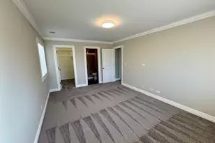 298 Maplewood Ct, Schaumburg, IL 60193 - Photo 15