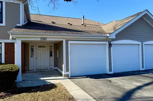 298 Maplewood Ct, Schaumburg, IL 60193 - Photo 1