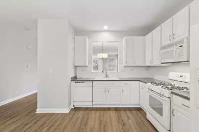 820 Bellevue Circle, Oswego, IL 60543 - Photo 3