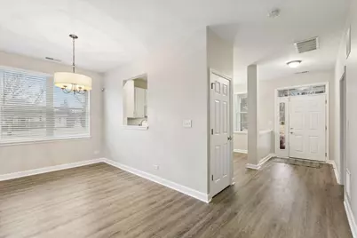 820 Bellevue Circle, Oswego, IL 60543 - Photo 9