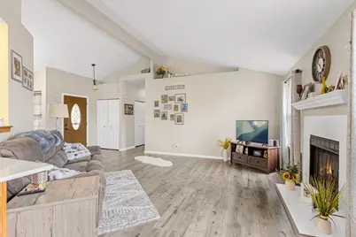 4511 Skylark Lane, Plainfield, IL 60586 - Photo 3