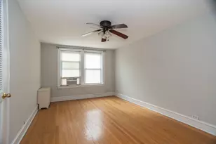 2321 E 69th St, Chicago, IL 60649 - Photo 11