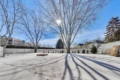 1130 Sheridan Road, North Chicago, IL 60064 - Photo 15