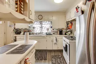 1130 Sheridan Rd, North Chicago, IL 60064 - Photo 5