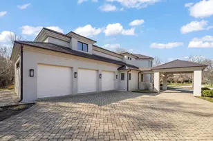 1807 Midwest Club Pkwy, Oak Brook, IL 60523 - Photo 5