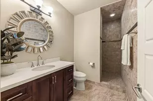 1807 Midwest Club Pkwy, Oak Brook, IL 60523 - Photo 47