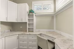 1807 Midwest Club Pkwy, Oak Brook, IL 60523 - Photo 29