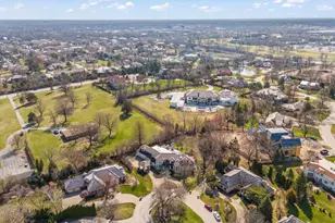 1807 Midwest Club Pkwy, Oak Brook, IL 60523 - Photo 73