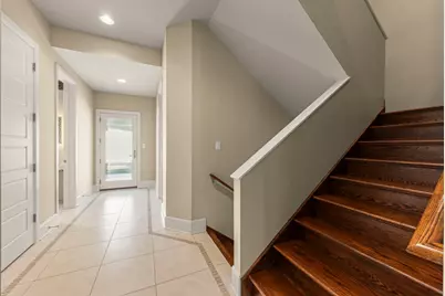 1807 Midwest Club Parkway, Oak Brook, IL 60523 - Photo 35