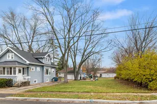 225 N State St, Addison, IL 60101 - Photo 3