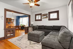 225 N State St, Addison, IL 60101 - Photo 5